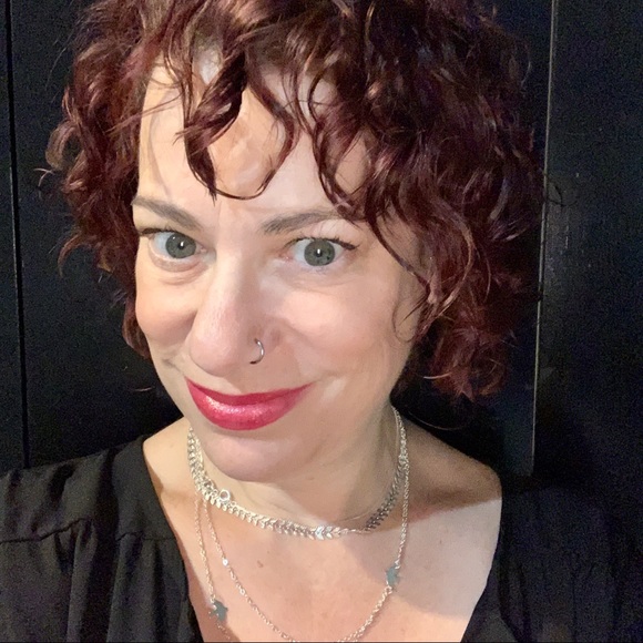 Meet your Posher, Jill - Picture 1 of 1